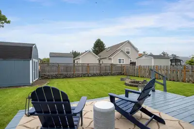 Image de Summer Sun & Family Fun, Pup Friendly & Accessible