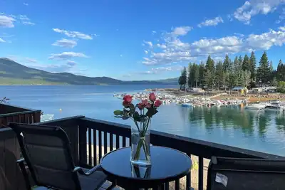 Image de Lakefront Cabin, Boat Slip, King Bed, Seasonal Beach & Great View!