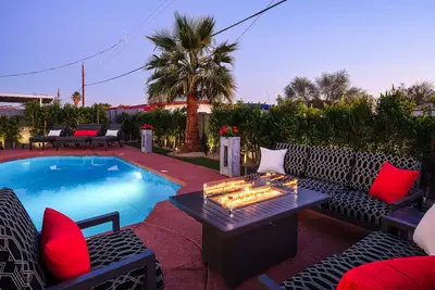 Image de Modern Roose-Pool Heat Available-Hot Tub- Old Town