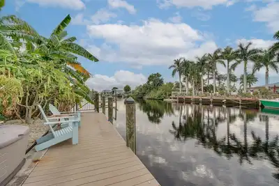 Image de Waterfront North Fort Myers Home w/ Private Pool!