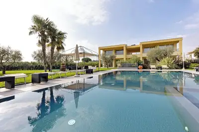 Image de Appartement 'Agriturismo Le Campagnole Pink' avec piscine partagée, Wi-Fi et climatisation