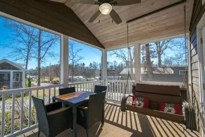 Image de Cozy 1br Tiny Home w/ Pool Access | Free Tix