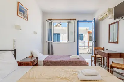 Image de Studio 'Aegeo 1' avec vue sur mer, Wi-Fi et climatisation