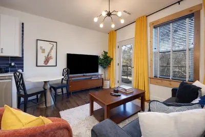 Image de Music Row Condo | Pool · 5 Min to Broadway-1865