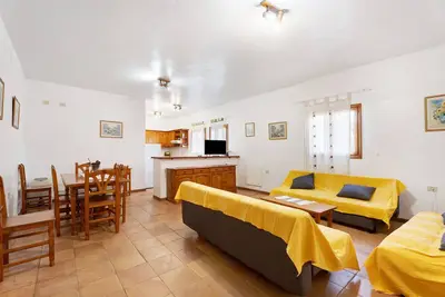 Image de Maison de vacances 'Casa Epina' avec vue sur la montagne et terrasse privée