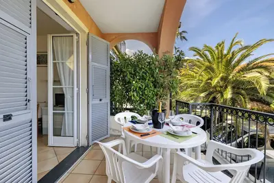 Image de Appartement 'Pian Dei Boschi B4104' avec piscine partagée, Wi-Fi et climatisation