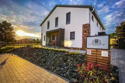 Image de Ferienwohnung Zur Wasserburg - Ferienwohnung mit Seeblick u. Terrasse