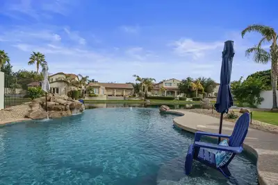 Image de Heated Pool and Spa at no charge, 5 Bedrooms, 3 Bathrooms, Gourmet kitchen