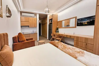 Image de Studio avec vue sur la piscine, Wi-Fi, Smart Tv, 3 piscines et accès à la plage
