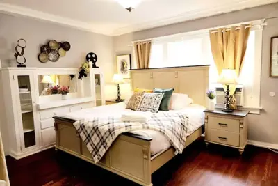 Image de Sp20 Luxe 2Bedroom /1Bathroom Apartment Prime location King-bed! Sp23