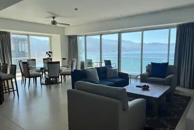 Image de Best view and location at Icon Vallarta. 10 min from airport and 15 min downtown