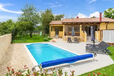 Image de Maison acceptant les animaux Ă .