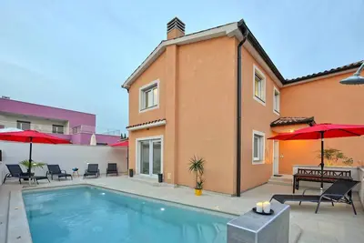 Image de Magnifique maison Ă Pula