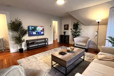 Stylish & Comfortable Oasis