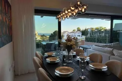 Image de “Casa Bella Oasis” Luxury 3 bdrm, 2ba Sea Views