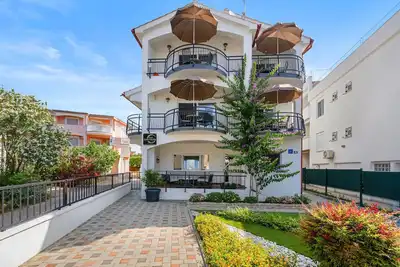 Image de Appartement confortable Ă Pirovac avec.