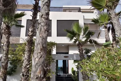 Image de Luxurious Villa With Beautiful Panoramic Oasis Ocean View!