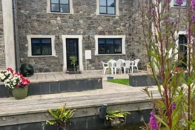 Image de Located near to the fishing harbour and golden beach, this property provides a great family base.