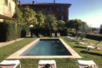 Image de Large, beautiful villa in Tuscan Hills of Chianti, Stunning gardens and large po