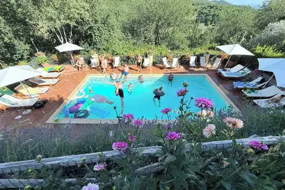 Image de Spoleto Country Park - 7 houses on private estate - exc yours - sleeps 28