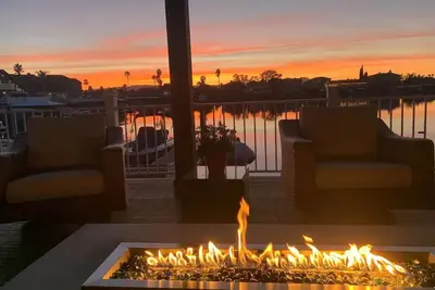 Image de Waterfront Remodeled House close to Fast Water