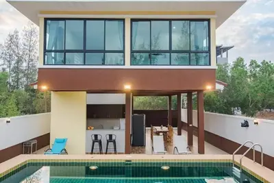 Image de Lunar Pranburi Party Villa walk to beach 150 meters Pool Villa\/beach 150 meters