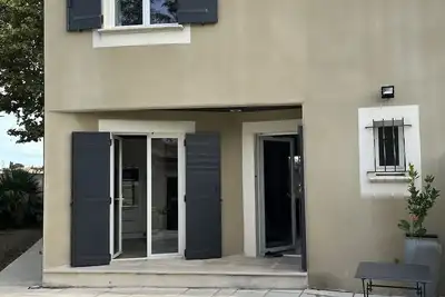Image de En Petite Camargue, à Générac (Gard), villa de 110 m2 avec piscine.