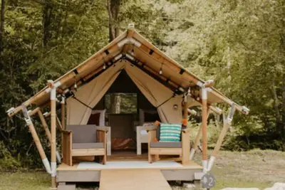Image de The Sorrell Unit 2 - Glamping Retro