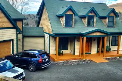 Image de Luxury Hunter Ski Resort & Lake Shalet, Hot Tub, Fireplace, Mountain/Lake View.