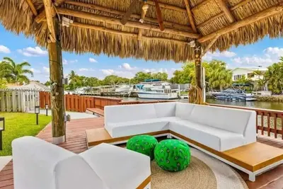 Image de Family House with only 10 min from the beach.