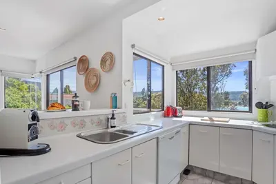 Base: 4 Extra: $30<br>4\/135 Waireka Place, Whangamata