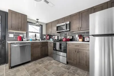 Image de \"Upper Magnolia\"- Nice 2 Bed Apt Fully Remodeled and Stocked