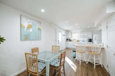 Image de Coastal Cozy and Close to Beach with Turf Yard!