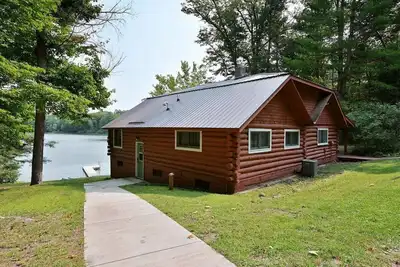 Image de Mooreland Cabin on Spirit Lake Delta, Wi Near Flying Eagle Resort