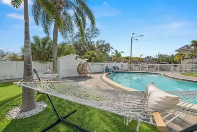 Image de This studio is a 0 bedroom(s), 1 bathrooms, located in Clearwater, Fl.