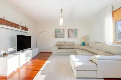 Image de Host Wise - Gorgeous Spacious Flat | Ace Location