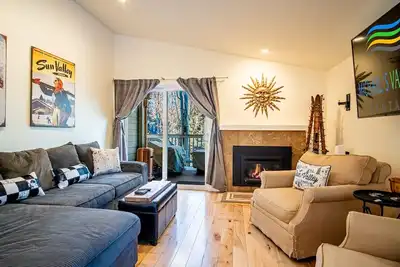 Image de 2bd Ranch Condo - Walk to Free Elkhorn Resort Amenities