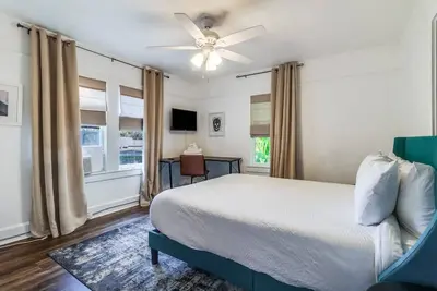 Image de Modern Private Room in a Shared Home at Lafayette