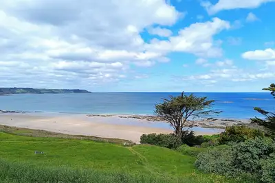 Image de Maison 4 chambres 9 Personnes à 10 mn à pied de la Plage