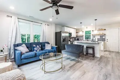 Image de Cute ranch with king bed close to dtown Raleigh