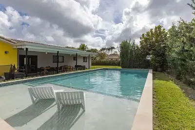 Image de Relax in Miami Heated Pool Fit10