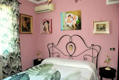 Image de Tourist accommodation in villa with garden and private parking in Rome