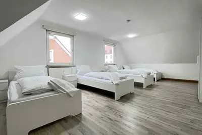 Image de (Sad212) Spacious workers rental\/ rental housing