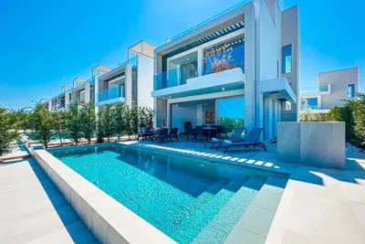 Image de Azure Harmony Villa by Marc +Private Pool+SeaView