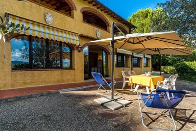 Image de Appartement à San Donato, Chianti, court de tennis, piscine, barbecue, R1