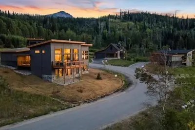 Summit Sky Sanctuary