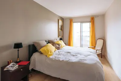 Image de Superbe Duplex de 2 chambres - Porte d'Auteuil!