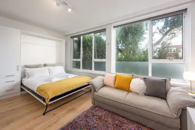 Image de Lovely Studio with Free Parking in East Melbourne!