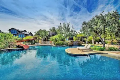 Image de Lakefront home - Huge Monthly Discount family & dog-friendly