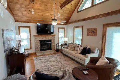 Image de Lake Cabin w/Hot Tub in Kimberling City